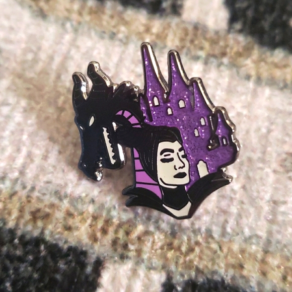 3/$25 Maleficent Enamel Pin - Picture 1 of 2